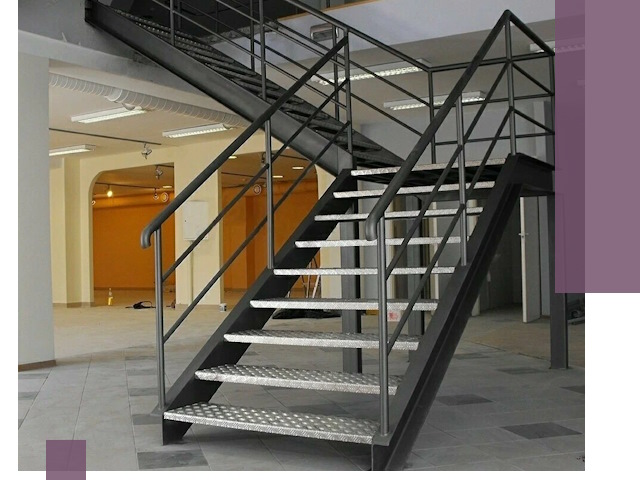 Лестницы для офиса в Реже: изготовление, монтаж, демонтаж