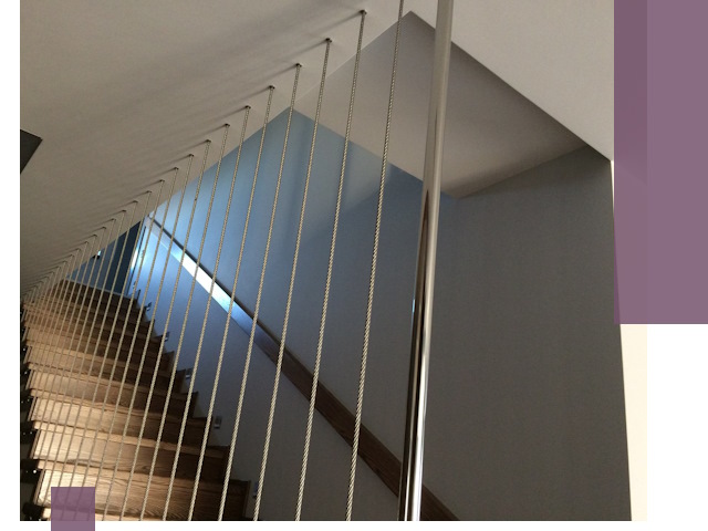 Тросовые перила под ключ в Реже — производство и монтаж