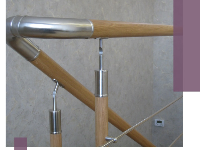 Комбинированные перила на заказ в Реже — монтаж и производство