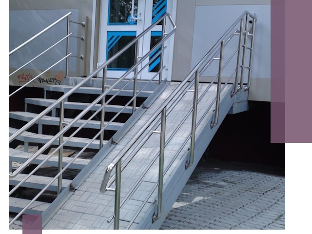 Пандус на крыльцо под ключ в Реже: монтаж и изготовление