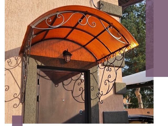 Демонтаж козырьков в Реже быстро и безопасно