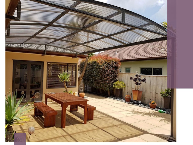 Навесы во двор под ключ в Реже — изготовление и монтаж