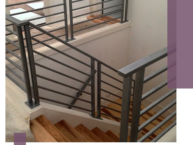 Изготовление поручней из металла и дерева в Реже